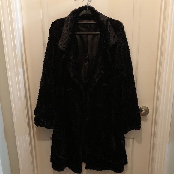 Black Teddy Jacket - Picture 1 of 5